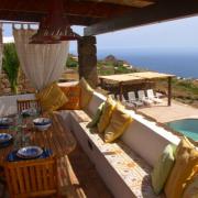 Pantelleria - dammuso con piscina